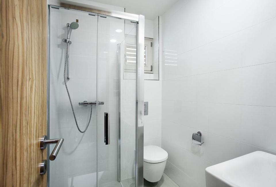 The Freedomky 2 PLUS Classic, a small prefab house with 1 bedroom in 465 sq ft. | www.facebook.com/SmallHouseBliss