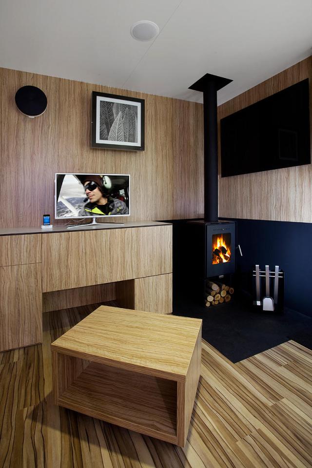 The Freedomky 2 PLUS Classic, a small prefab house with 1 bedroom in 465 sq ft. | www.facebook.com/SmallHouseBliss