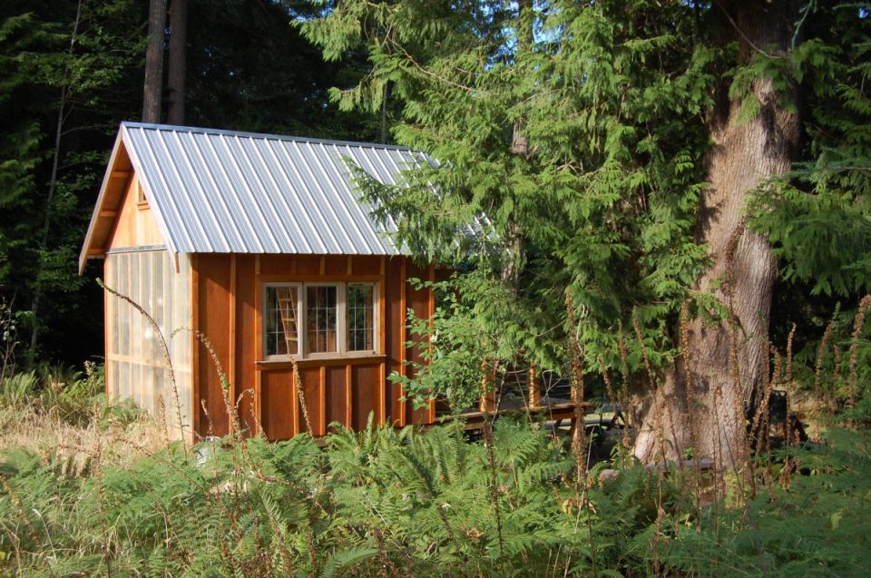 Tiny rustic cabin, exterior with fiberglass wall