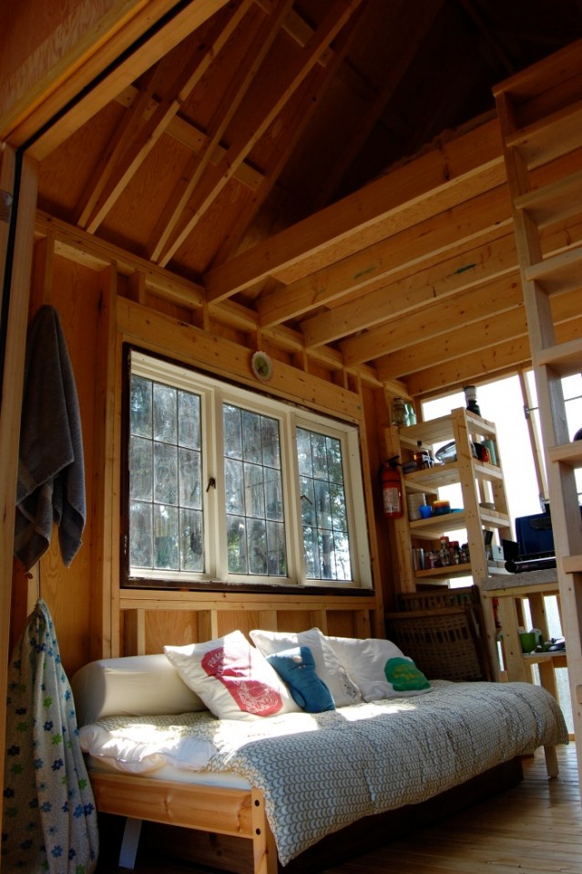 Tiny rustic cabin, interior