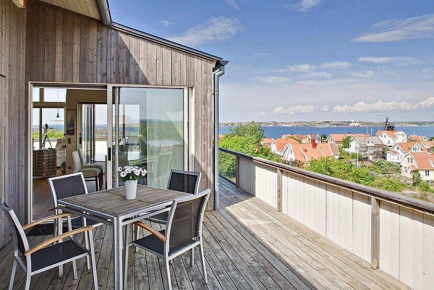 A small house for a family in Sweden with 3 bedrooms in 1,281 sq ft. | www.facebook.com/SmallHouseBliss