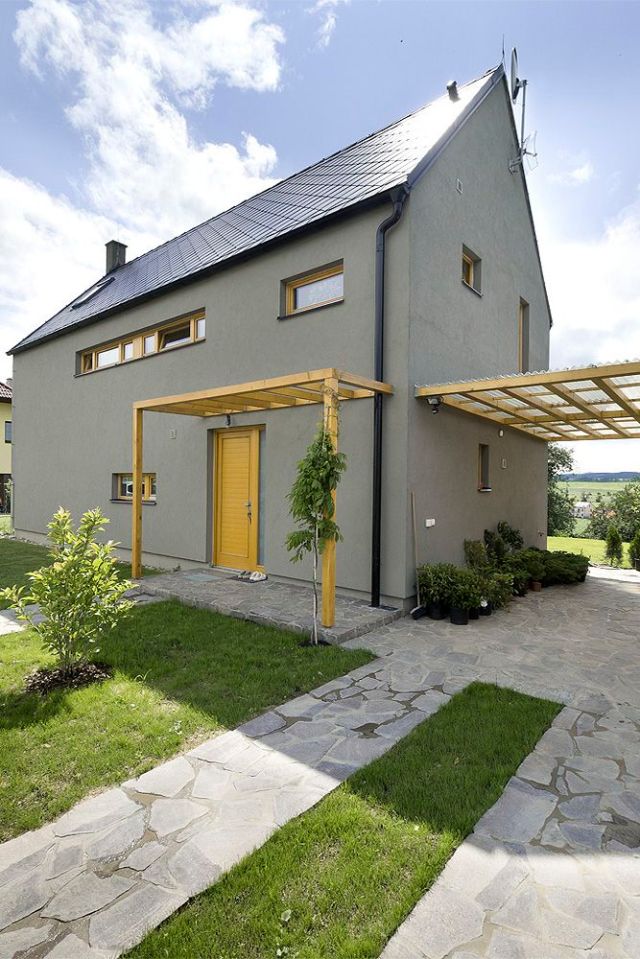 Small House With a Great View by A1 Architects