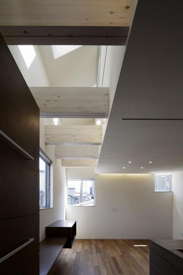 kitchen to living room