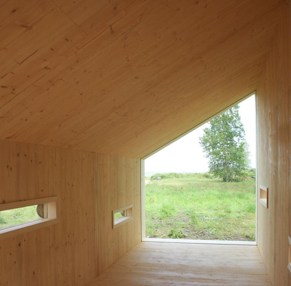 Flake House, a tiny modern cabin in two parts totaling 237 sq ft. | www.facebook.com/SmallHouseBliss