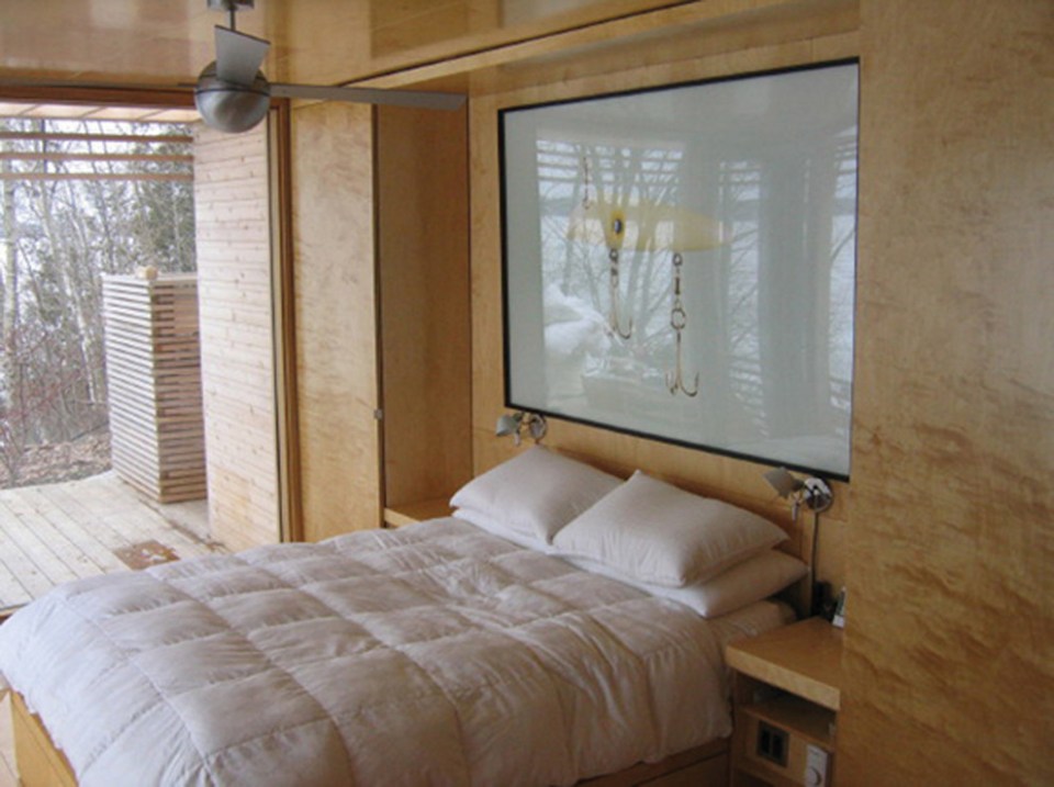 Sunset Cabin, a 275 sq ft studio cabin, is a refined version of the traditional cottage country "bunkie". | www.facebook.com/SmallHouseBliss