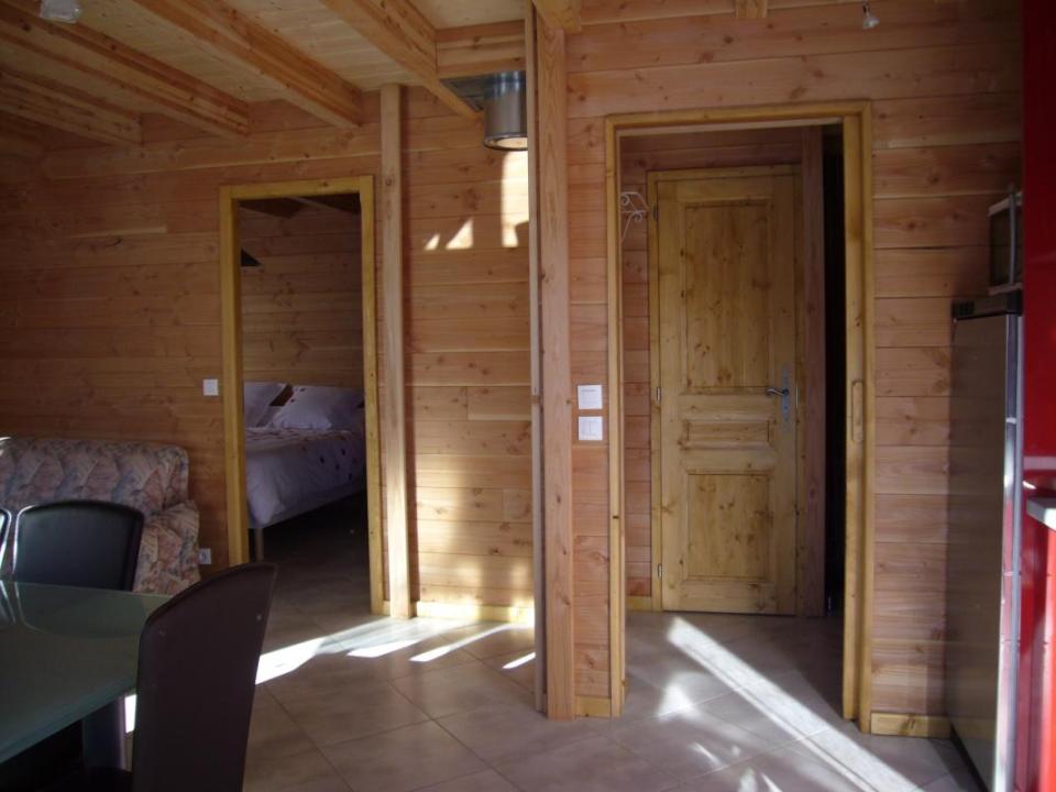 A cozy ski chalet in the French Alps with 3 bedrooms in 846 sq ft. | www.facebook.com/SmallHouseBliss