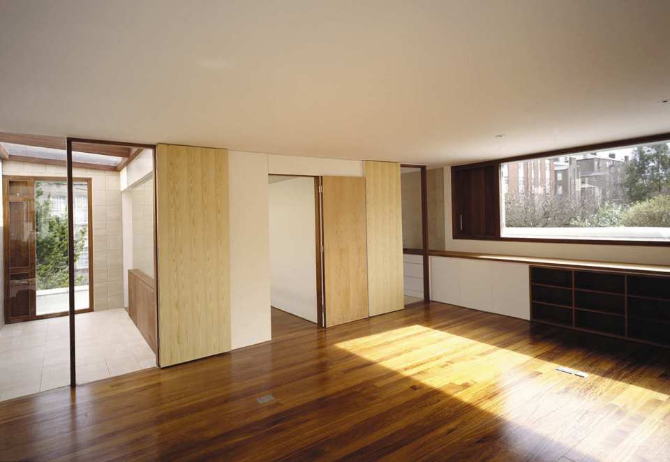 Alma Lane mews house by Boyd Cody Architects