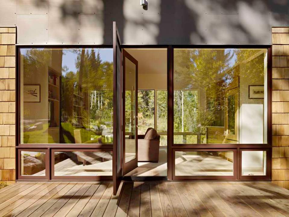 Fish Creek Guest House, a small modern home with two bedrooms in 950 sq ft. | www.facebook.com/SmallHouseBliss