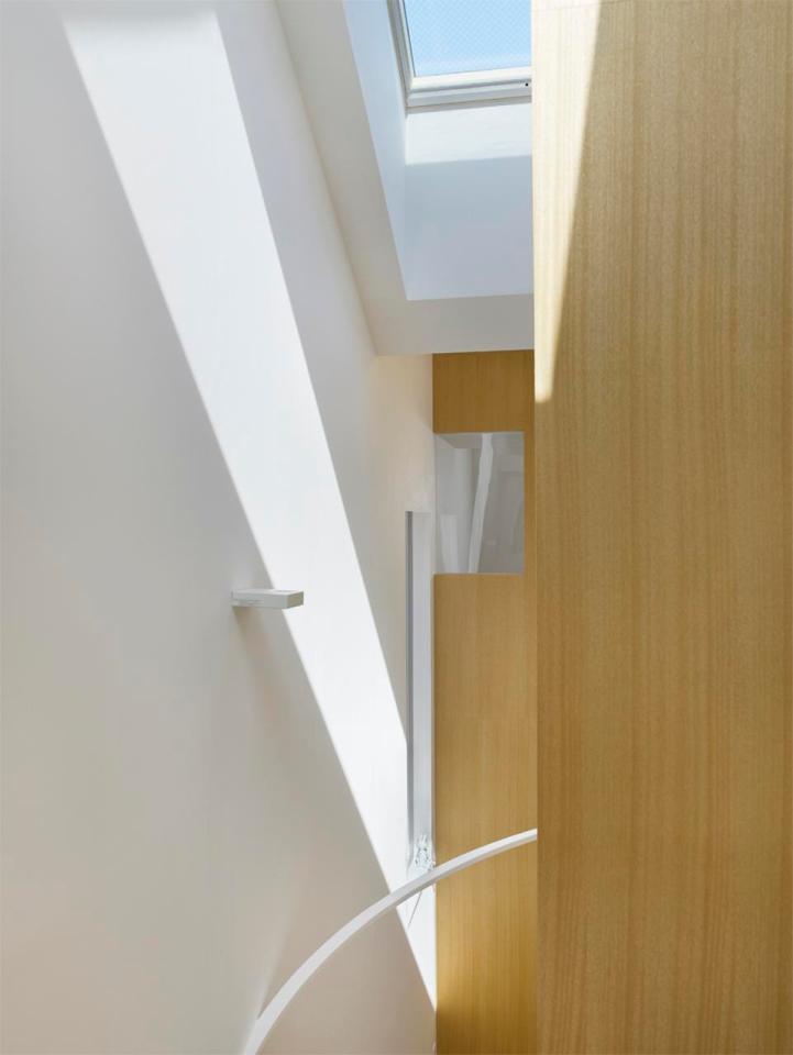 Gate, a small house in Japan by mihadesign