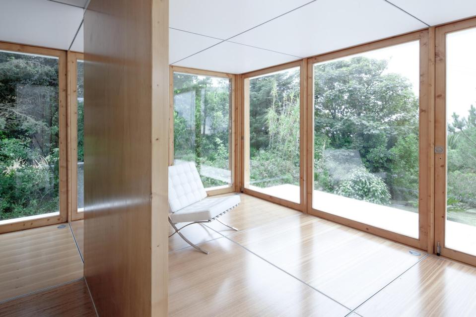 MIMA House, a prefab with movable wall panels that allow the residents to easily reconfigure the floor plan. | www.facebook.com/SmallHouseBliss