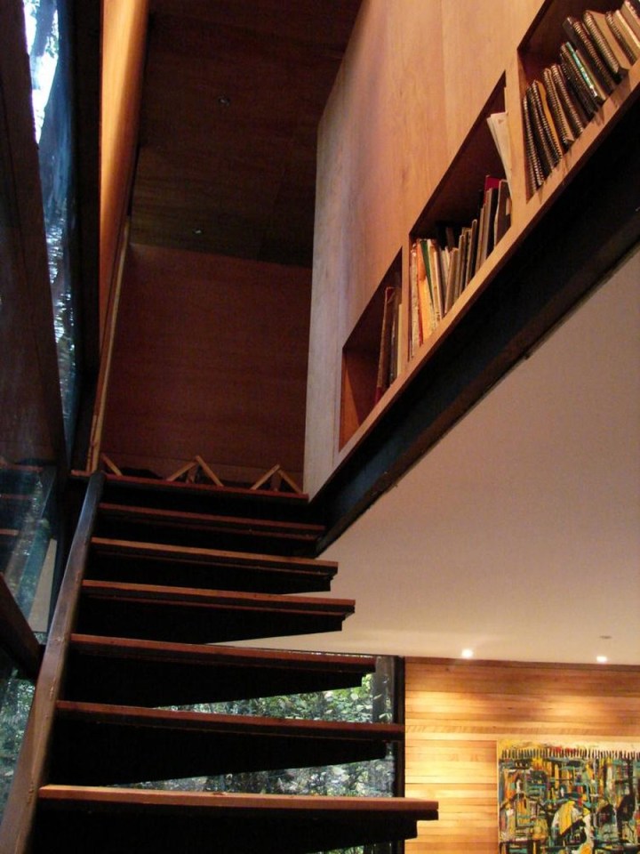 Casa Apolo 11, a secluded forest house with 2 bedrooms in 1,033 sq ft. | www.facebook.com/SmallHouseBliss