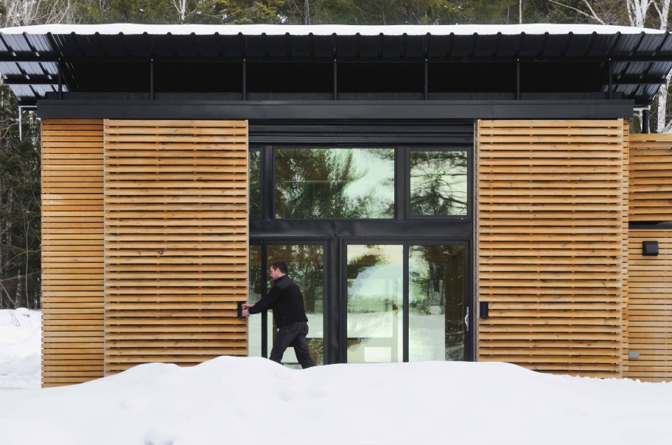 The E.D.G.E., a small prefab house with 358 sq ft main floor plus 2 loft bedrooms. | www.facebook.com/SmallHouseBliss