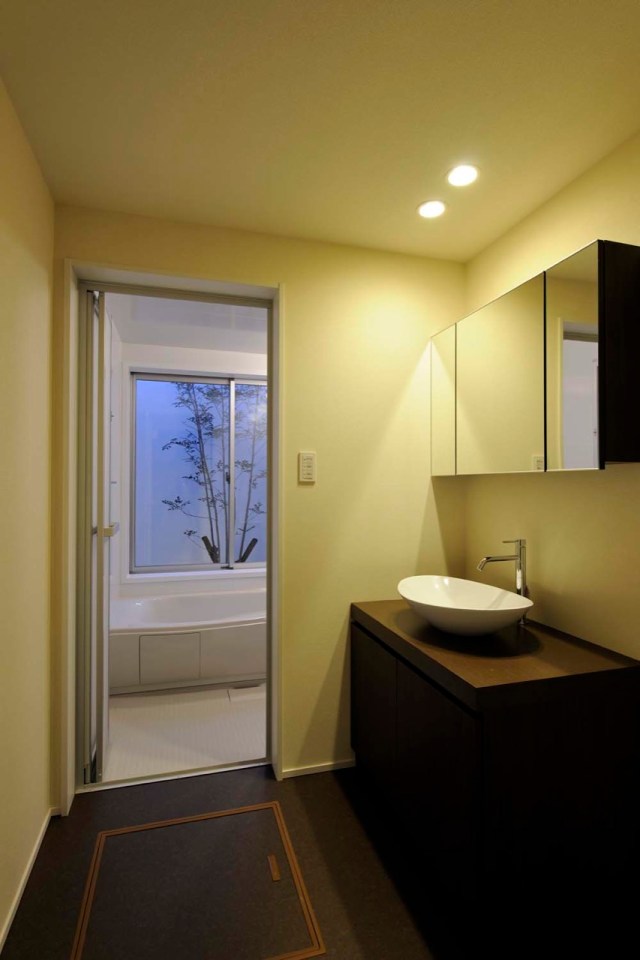 small house in Kashiba by Horibe Naoko Architect