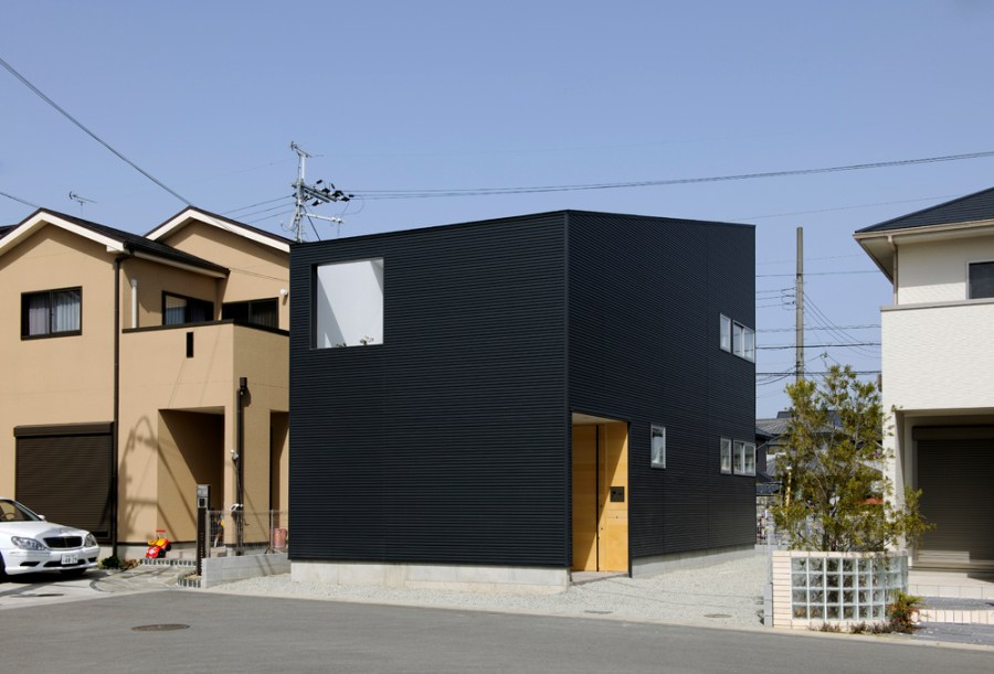 small house in Kashiba by Horibe Naoko Architect