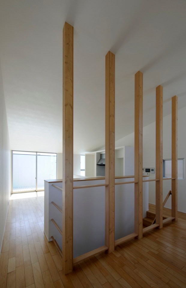 small house in Kashiba by Horibe Naoko Architect, flex space