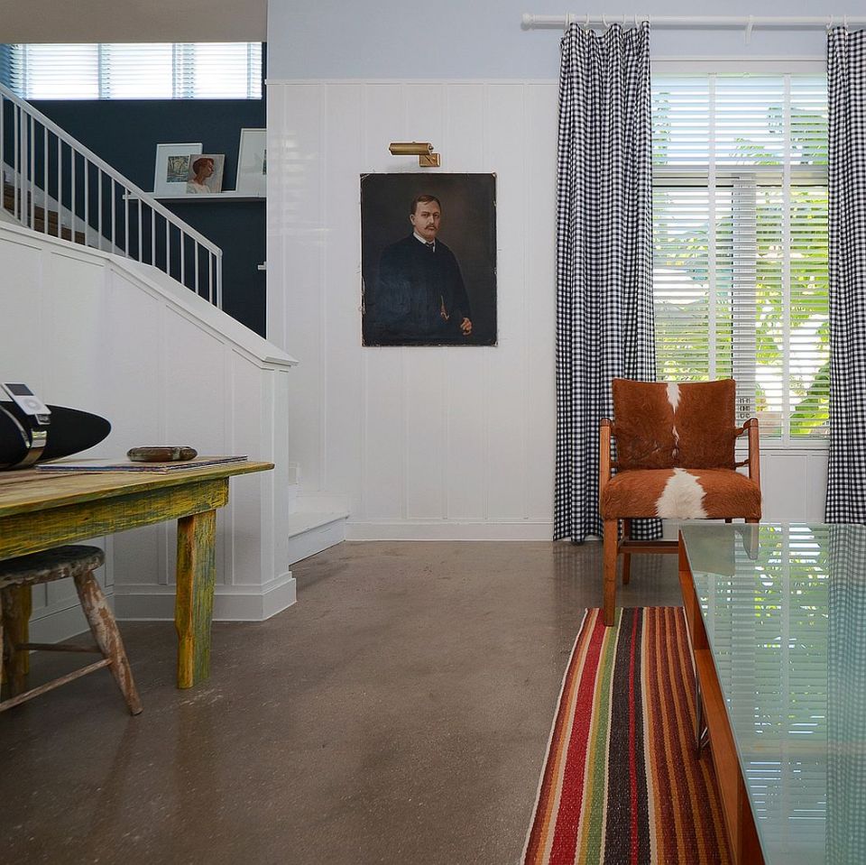 A small modern farmhouse in Texas with three bedrooms in less than 1,500 sq ft. | www.facebook.com/SmallHouseBliss