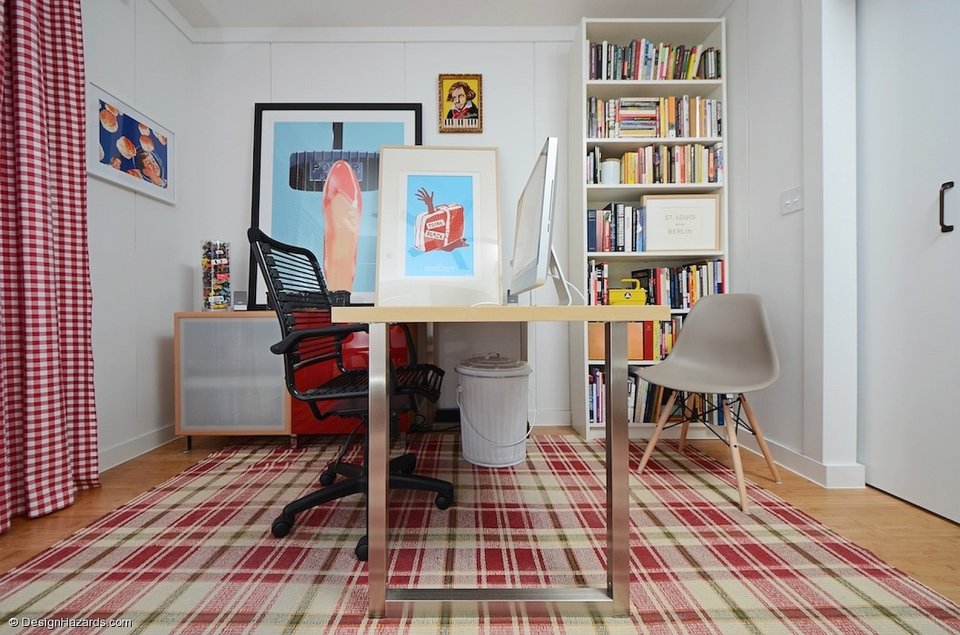 A small modern farmhouse in Texas with three bedrooms in less than 1,500 sq ft. | www.facebook.com/SmallHouseBliss