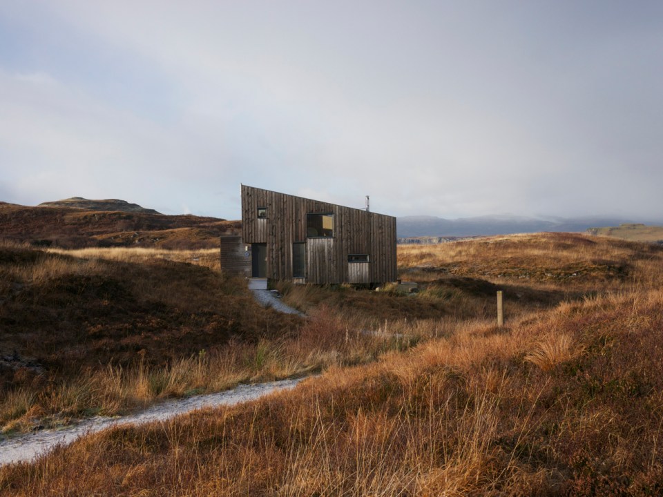 The Hen House on the Isle of Skye, a low-impact contemporary cottage with one bedroom plus loft in 775 sq ft. | www.facebook.com/SmallHouseBliss