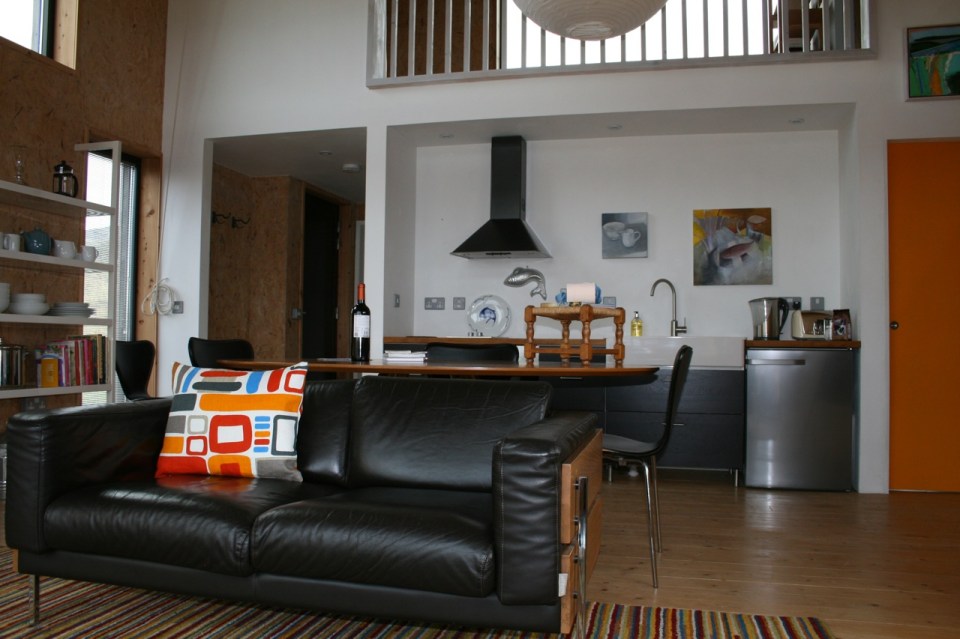 The Hen House on the Isle of Skye, a low-impact contemporary cottage with one bedroom plus loft in 775 sq ft. | www.facebook.com/SmallHouseBliss