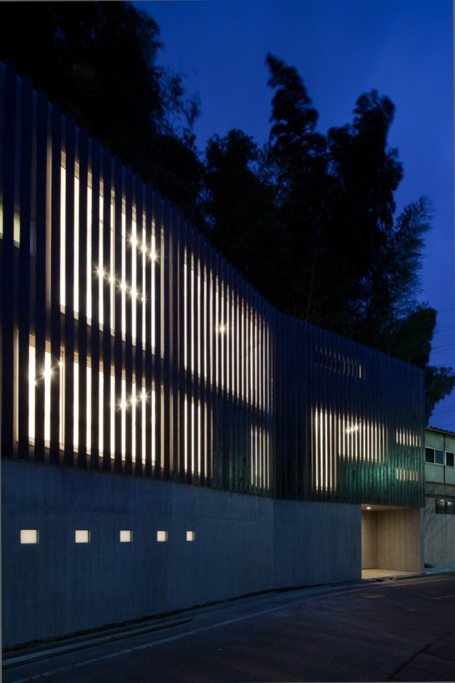 House in Inokashira by Studio NOA