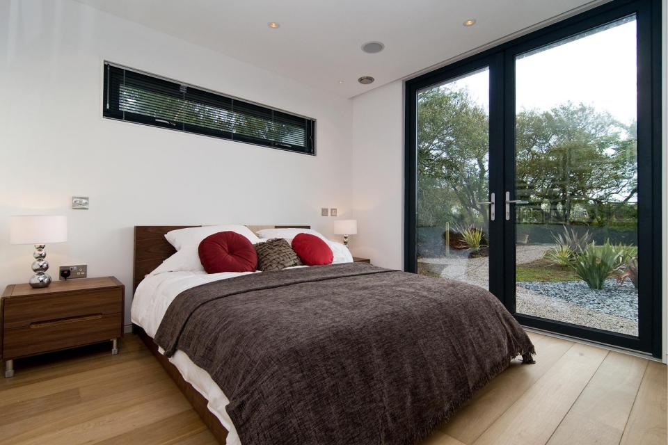 The Edge, a modern modular dwelling with 2 bedrooms in under 900 sq ft. | www.facebook.com/SmallHouseBliss