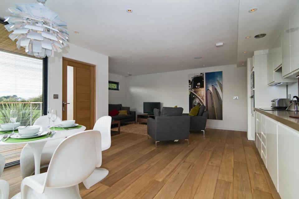 The Edge, a modern modular dwelling with 2 bedrooms in under 900 sq ft. | www.facebook.com/SmallHouseBliss