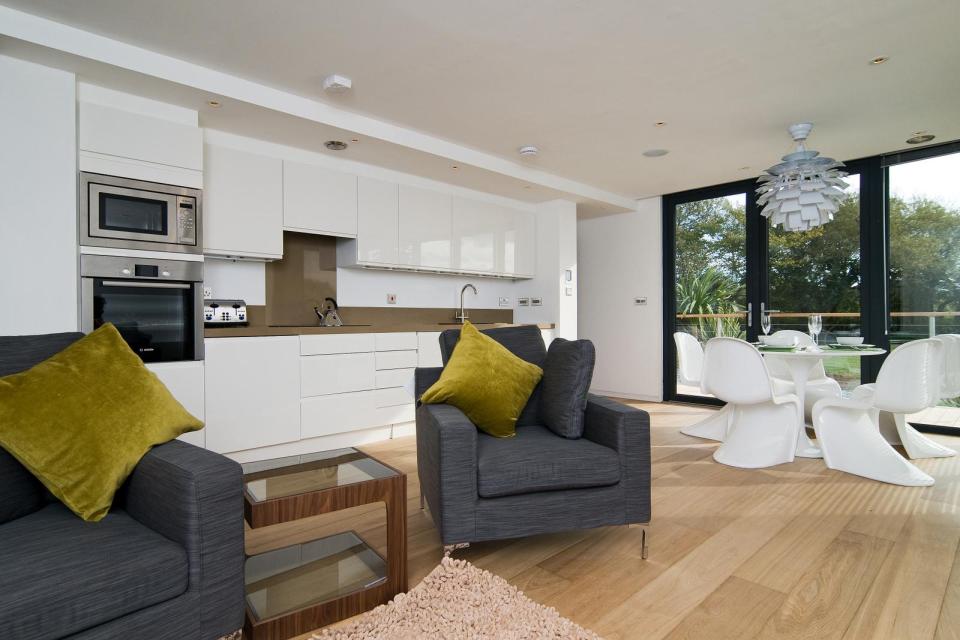 The Edge, a modern modular dwelling with 2 bedrooms in under 900 sq ft. | www.facebook.com/SmallHouseBliss