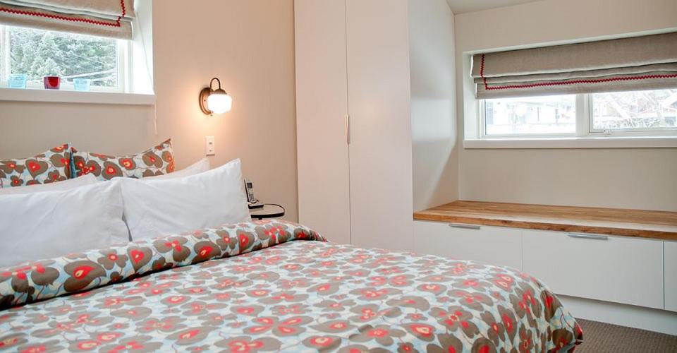 A Craftsman-style laneway house with two bedrooms. | www.facebook.com/SmallHouseBliss