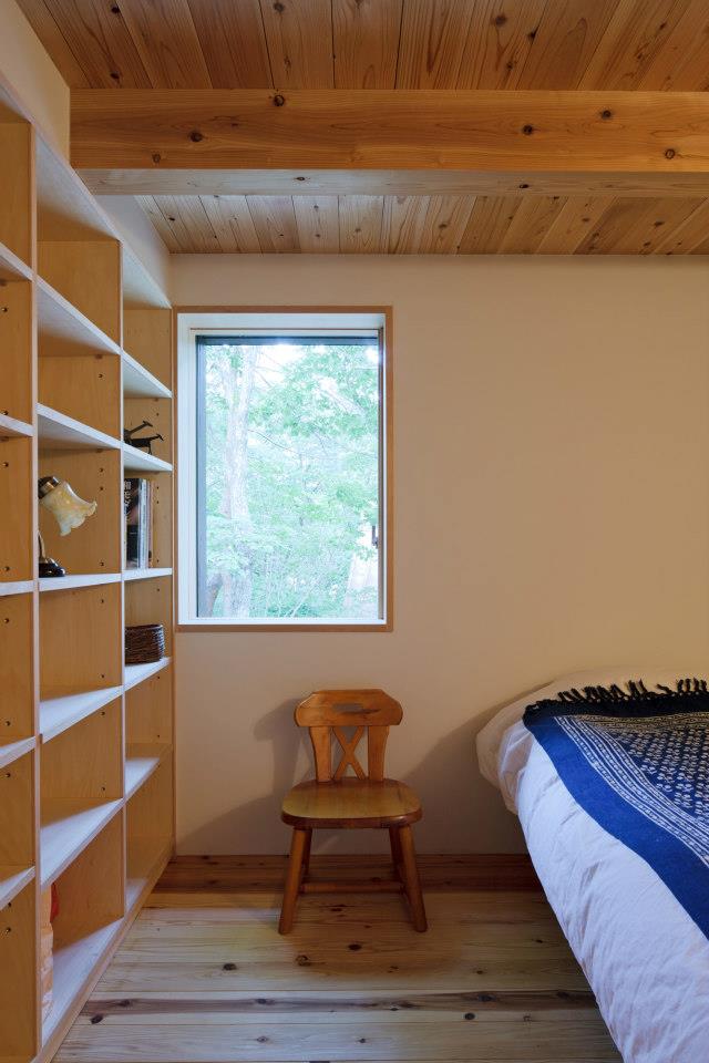 Habuka mountain retreat, a small timber-framed ski cabin in the Japanese Alps. It has 1 bedroom and a loft in 590 sq ft. | www.facebook.com/SmallHouseBliss