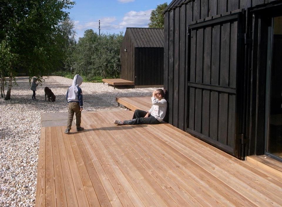 VolgaDacha, a small vacation house by Bureau BERNASKONI