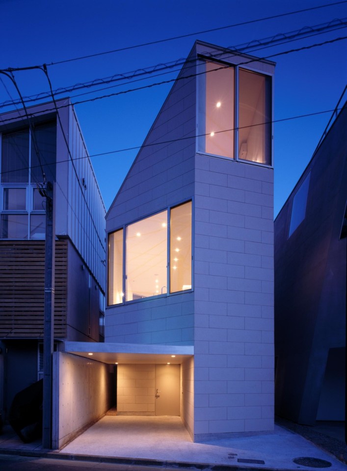 Matsubara House by Hiroyuki Ito of O.F.D.A.