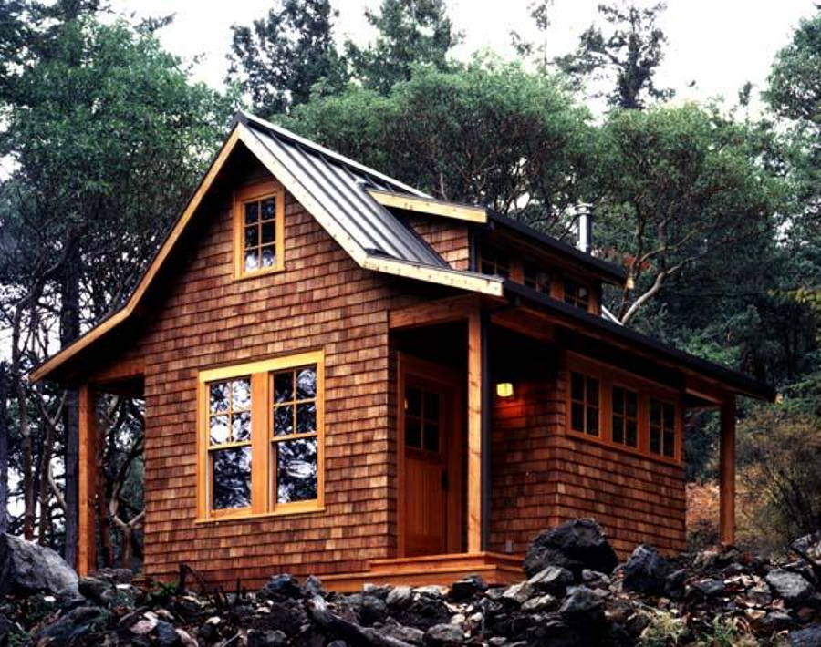 This small cabin in the woods on Orcas Island has a 350 sq ft ground floor plus a sleeping loft. | www.facebook.com/SmallHouseBliss