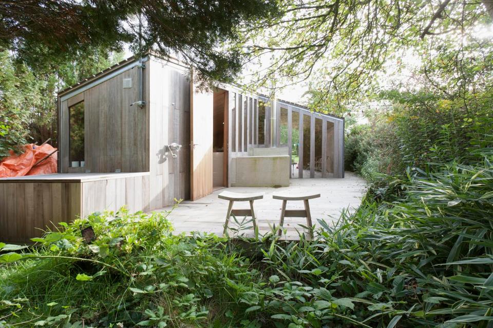 the tiny Poplar Garden House by Onix