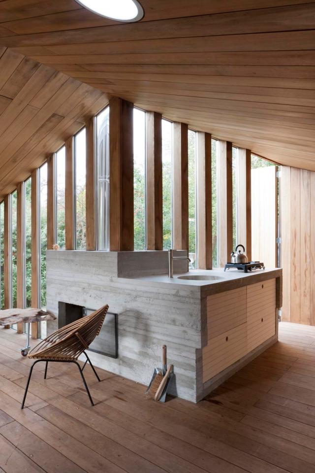 the tiny Poplar Garden House by Onix