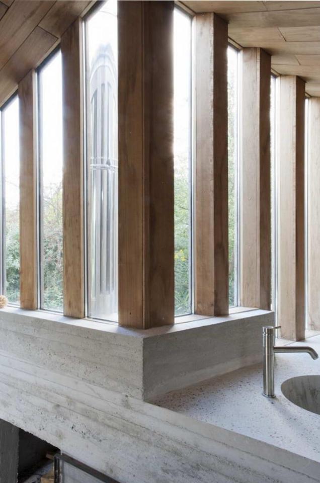 the tiny Poplar Garden House by Onix