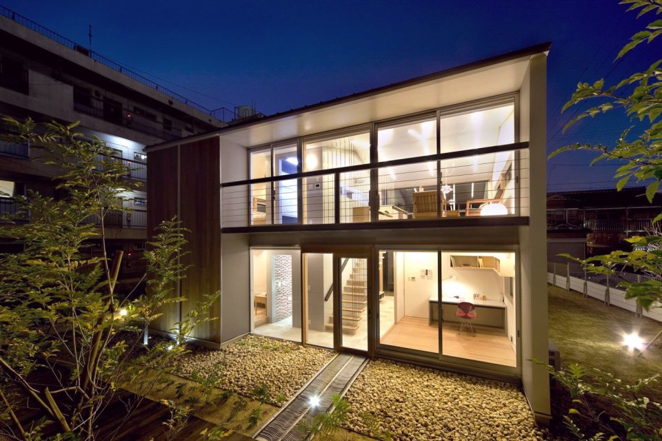 Io, a small house in Japan by Osamu Morishita