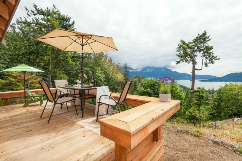 Gambier Island Tiny Getaway Cabin