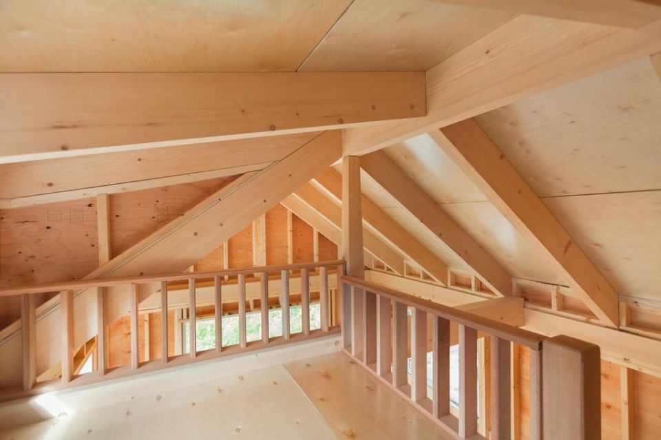 Gambier Island Tiny Getaway Cabin