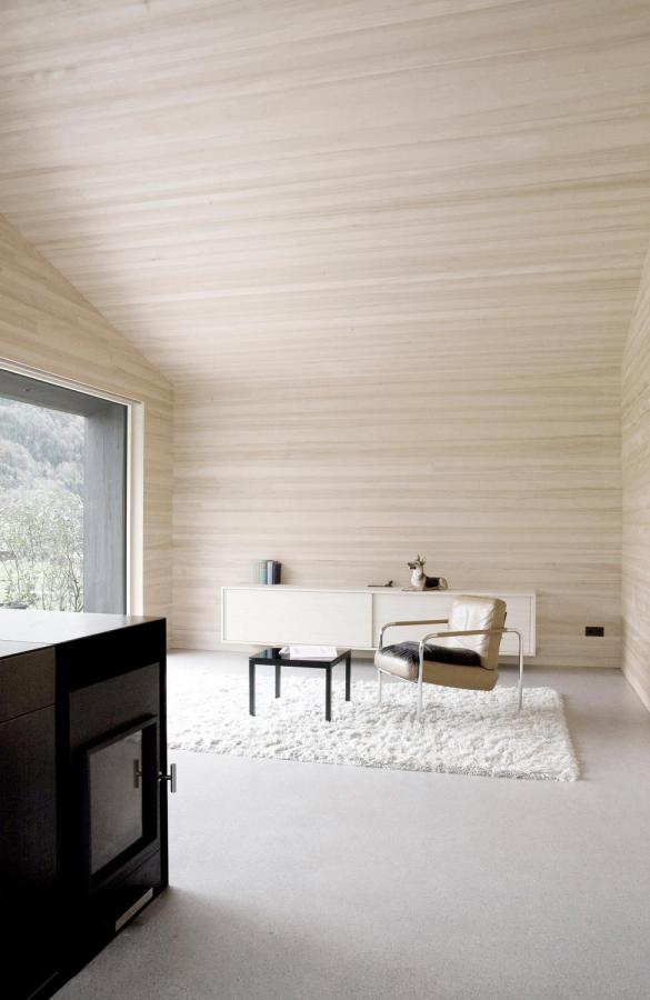 Located in the Austrian Alps, "House for Gudrun" is a small and modern version of the traditional Alpine chalet. It has two bedrooms in 969 sq ft. | www.facebook.com/SmallHouseBliss