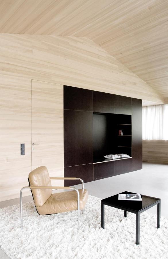 Located in the Austrian Alps, "House for Gudrun" is a small and modern version of the traditional Alpine chalet. It has two bedrooms in 969 sq ft. | www.facebook.com/SmallHouseBliss