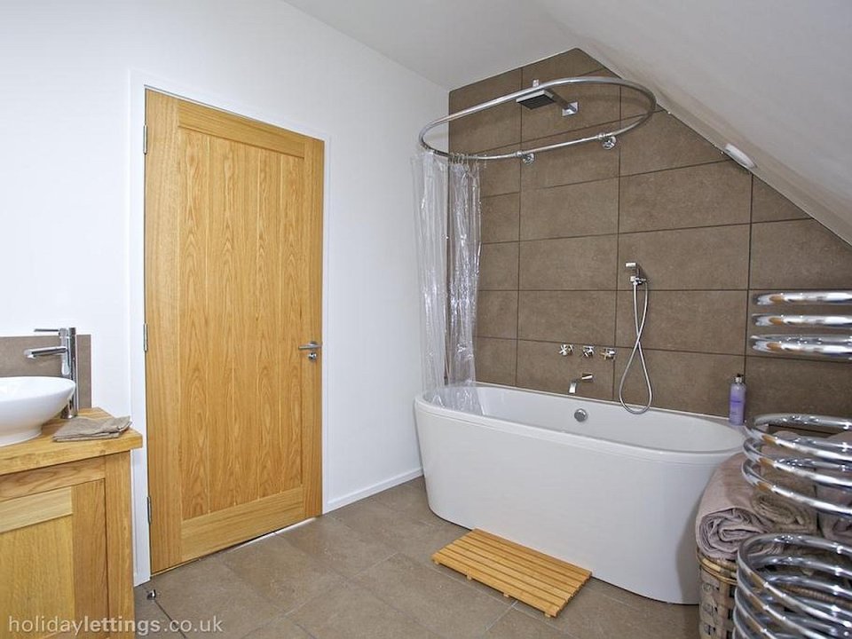 From the Isle of Skye, R.House is a line of prefab homes designed to fit in with the architecture and landscape of rural Scotland. | www.facebook.com/SmallHouseBliss