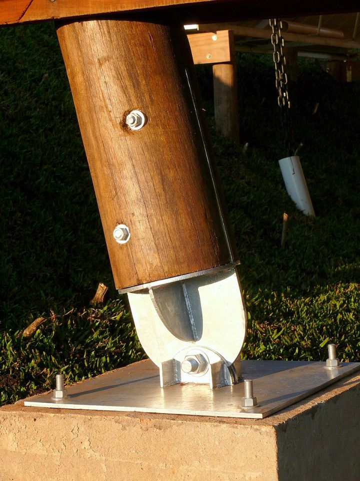 A small wooden house in the mountains of southeastern Brazil with 1 bedroom in 538 sq ft | www.facebook.com/SmallHouseBliss