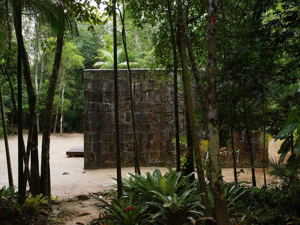 Casa Rio Bonito, a modern cabin in the Brazilian rainforest, has 1 bedroom in 753 sq ft | www.facebook.com/SmallHouseBliss