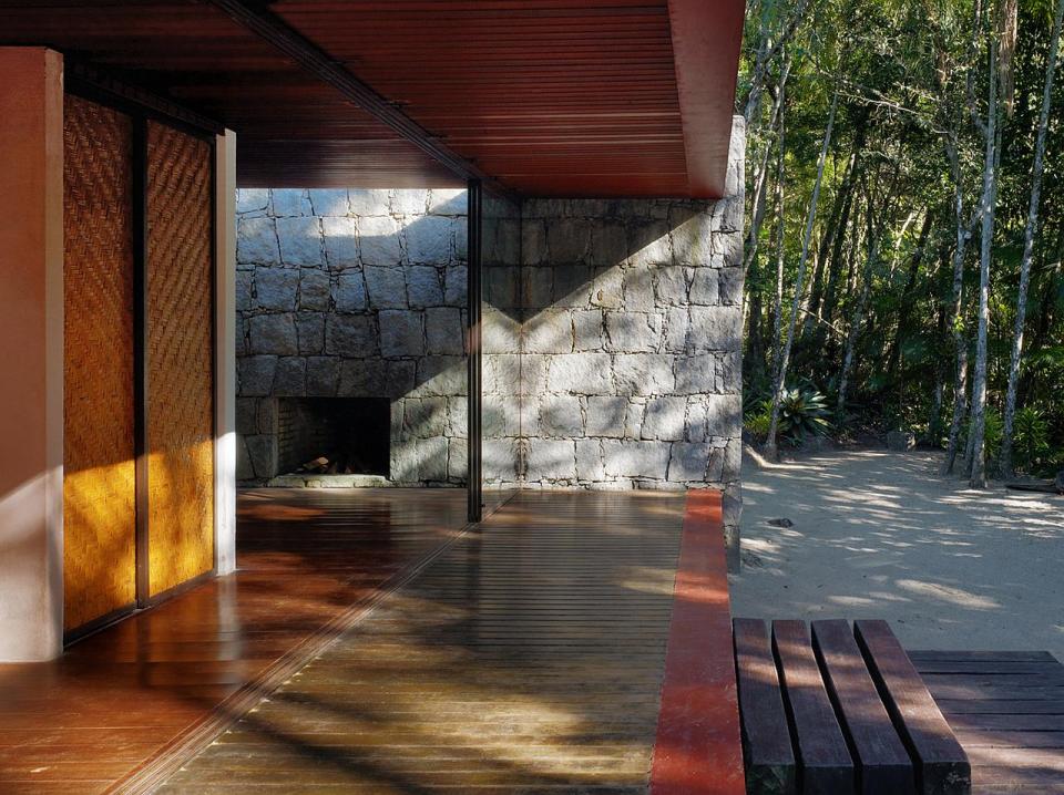 Casa Rio Bonito, a modern cabin in the Brazilian rainforest, has 1 bedroom in 753 sq ft | www.facebook.com/SmallHouseBliss