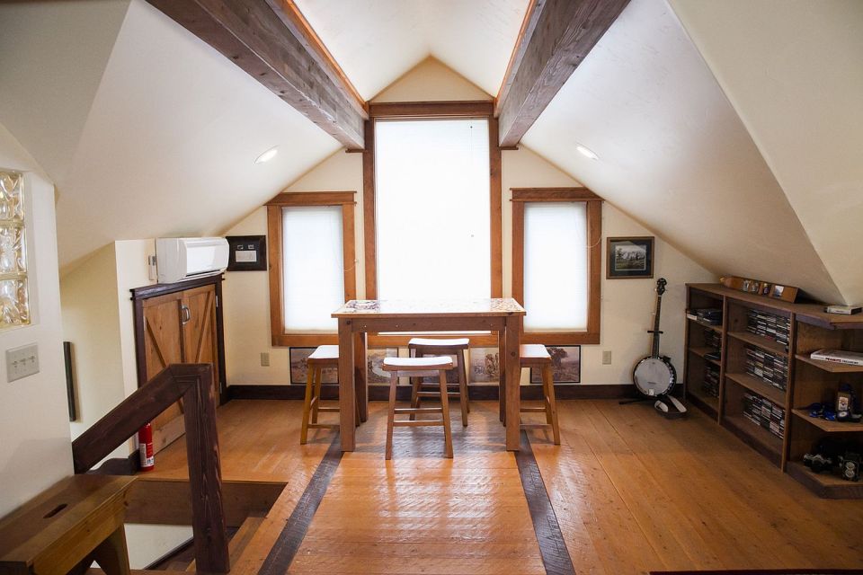 A cozy coach house garage with loft-style apartment above | www.facebook.com/SmallHouseBliss