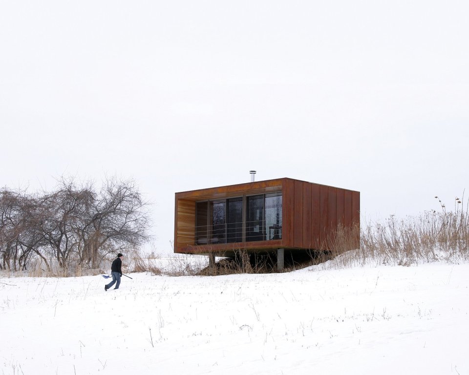 The Arado weeHouse, a modern prefab cabin with 336 sq ft, was the original weeHouse by Alchemy Architects | www.facebook.com/SmallHouseBliss
