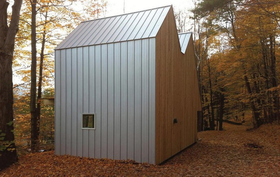 The Polygon Studio, a sculpture studio and guesthouse with a zigzagging roof. It has 409 sq ft on the ground floor plus a loft bedroom. | www.facebook.com/SmallHouseBliss