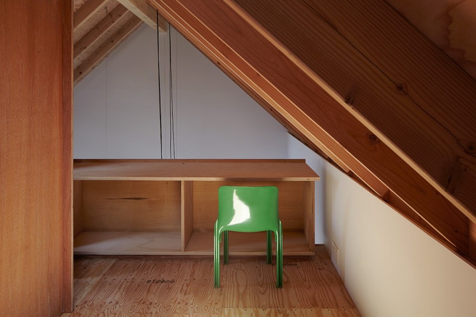 This small house offers a harmonious living space for a family displaced by the 2011 earthquake in Japan. It has 2 bedrooms and loft space in 1,281 sq ft. | www.facebook.com/SmallHouseBliss