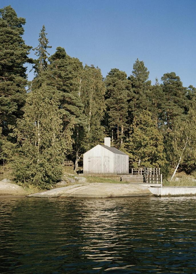 A Swedish sauna building that would be a terrific little cabin. | www.facebook.com/SmallHouseBliss