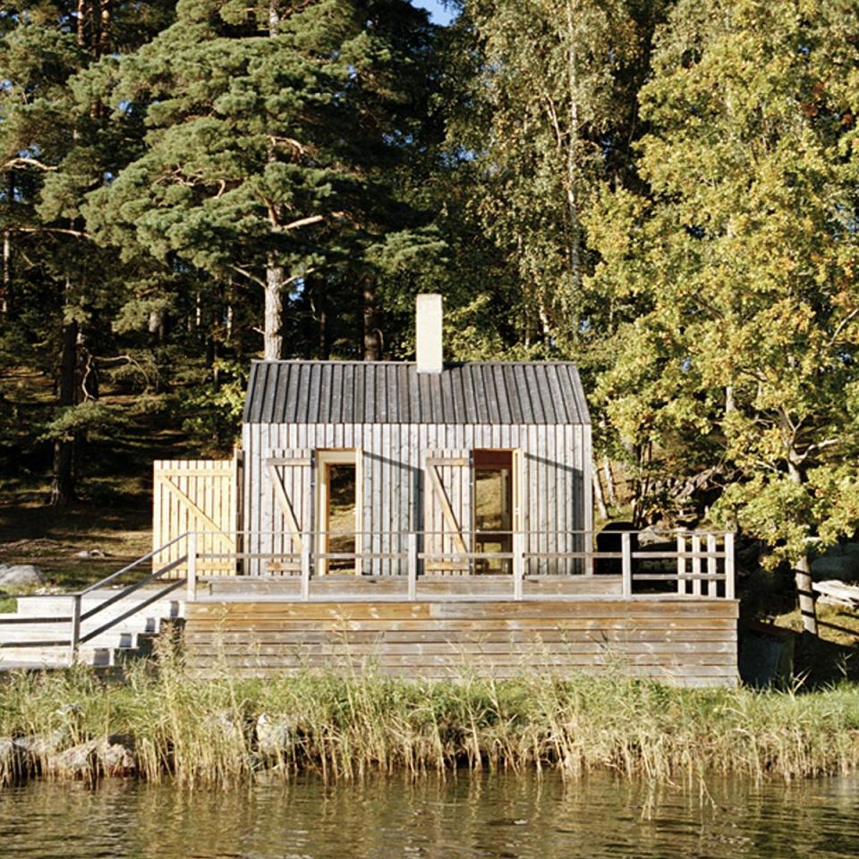 A Swedish sauna building that would be a terrific little cabin. | www.facebook.com/SmallHouseBliss